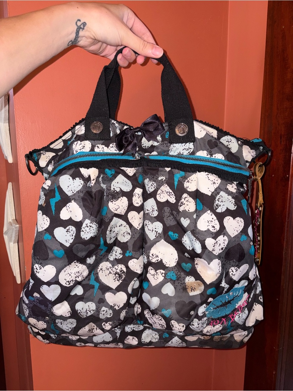 Vintage Betsey Johnson Betseyville Black Tote with White and Teal Heart Print
